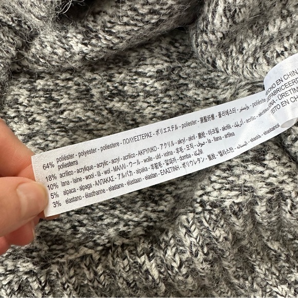 ZARA Marled Gray Turtleneck Knit Long Sleeve Fuzzy Cozy Sweater S - Picture 5 of 9